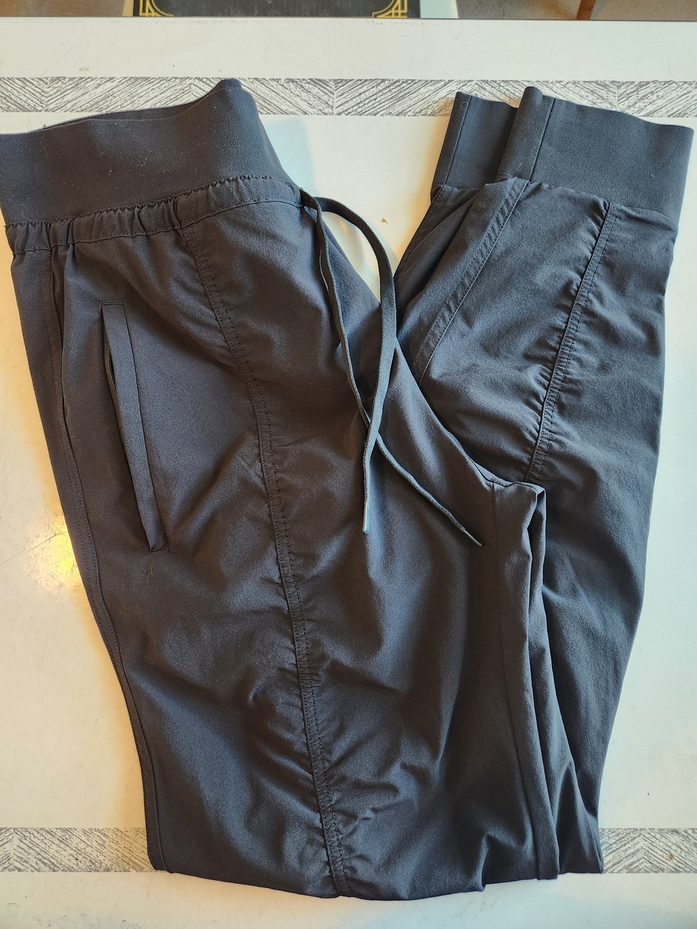 Athleta Women's 8 Tall Attitude Black Joggers